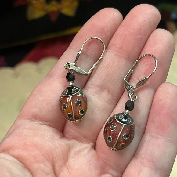 VTG Boho Whimsigoth Ladybug Red and Black Enamel Silver Tone Metal Earrings - Picture 3 of 3